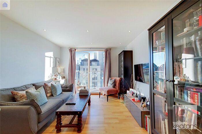 2 Bedroom Flat To Rent In Harley House, Frances Wharf, Limehouse, London, E14