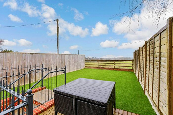 2 Bedroom Character Property For Sale In Newport Road, Apse Heath, Isle Of Wight, PO36