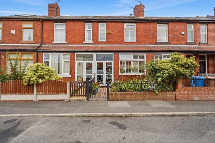 3 Bedroom Terraced House For Sale In Graham Road, Salford, M6