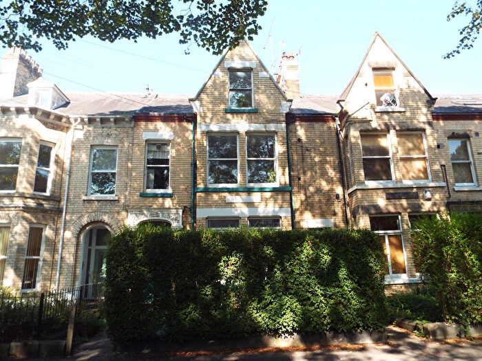 1 Bedroom Apartment To Rent In Flat, Westbourne Avenue, HU5