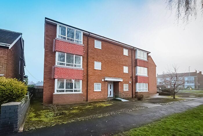 1 Bedroom Flat To Rent In The Parkway, Willerby, Hull, East Yorkshire, HU10