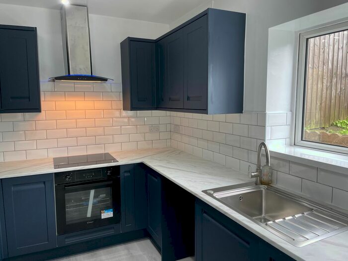 2 Bedroom Semi-Detached House To Rent In Cadrawd Road, Mayhill, Swansea, SA1