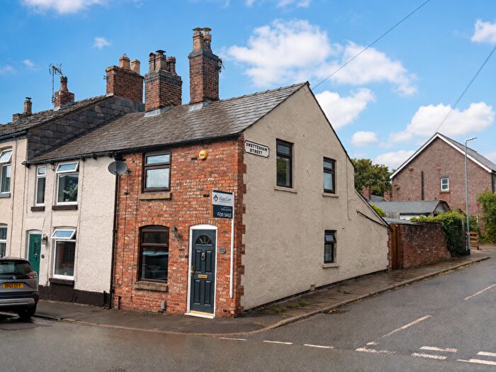 2 Bedroom End Of Terrace House For Sale In Bank Street, Macclesfield, SK11