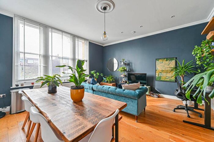 1 Bedroom Flat For Sale In East Dulwich Road, Dulwich, London, SE22