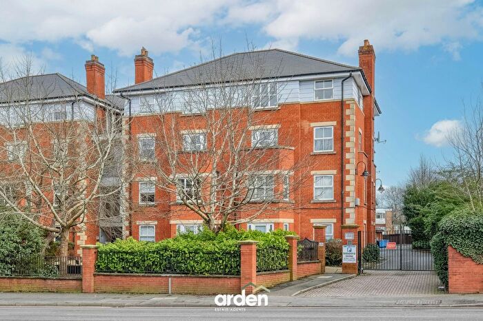 2 Bedroom Flat For Sale In Warwick Road, Westley Heights, B92