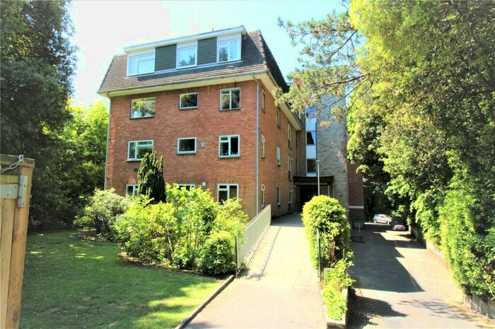 1 Bedroom Apartment For Sale In Dean Park Road, Bournemouth, BH1