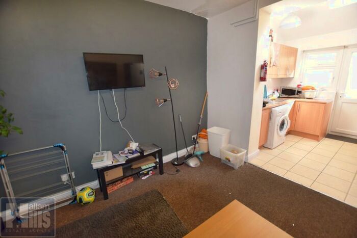 5 Bedroom Terraced House To Rent In Barber Road, Sheffield, S10
