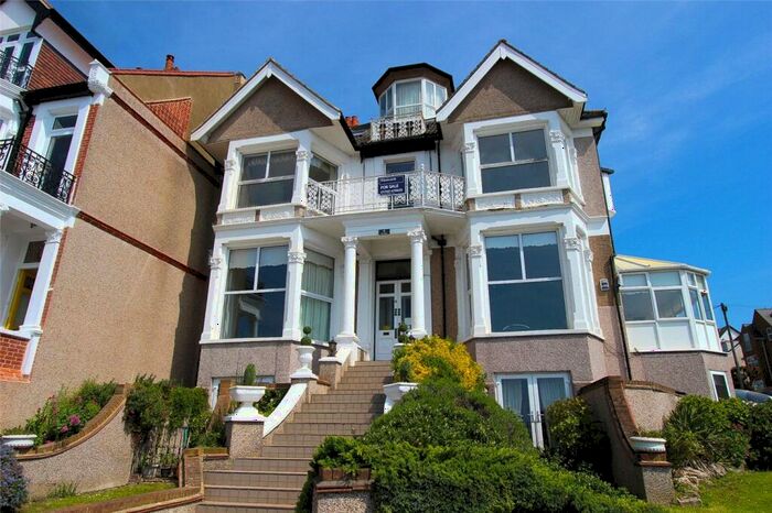 2 Bedroom Apartment To Rent In The Leas, Westcliff-on-Sea, Essex, SS0