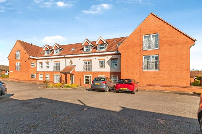 2 Bedroom Flat For Sale In Moor Lane, Bingham, Nottingham, NG13