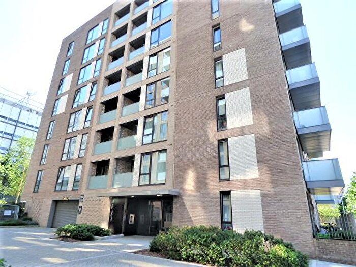1 Bedroom Apartment To Rent In Sailors House, Deauville Close, London, E14