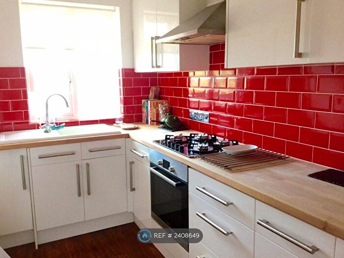 2 Bedroom Flat To Rent In Brockley, London, SE4