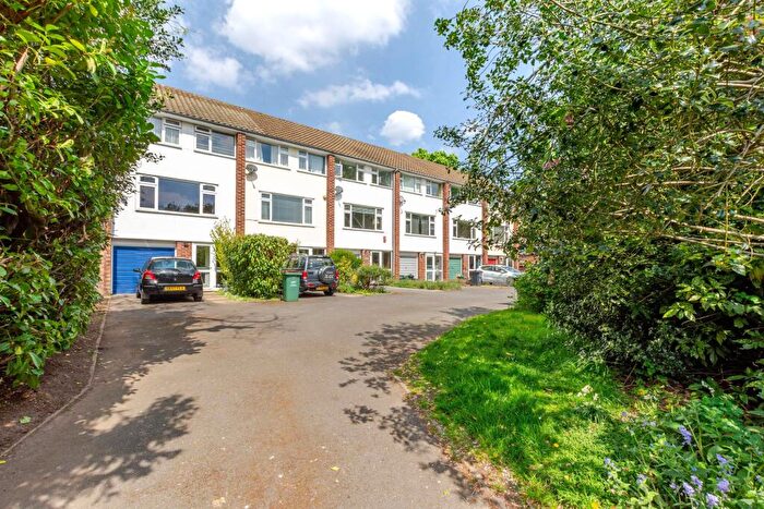 4 Bedroom Town House For Sale In Oaklands Road, Bromley, BR1