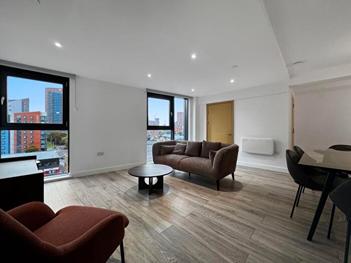 3 Bedroom Apartment To Rent In The Radiant, Leeds City Centre, LS3