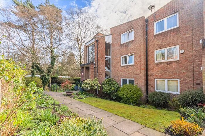 1 Bedroom Apartment For Sale In Bamford Court, Bamford, Rochdale, OL11