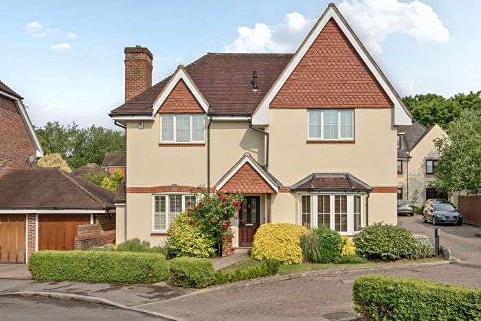 3 Bedroom Property To Rent In Forster Road, Guildford, GU2