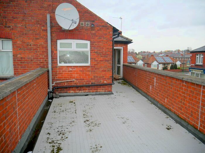 2 Bedroom Flat To Rent In Houghton Road, Rotherham, S63