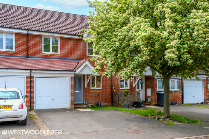 3 Bedroom Terraced House To Rent In Village Close, Hoddesdon, EN11