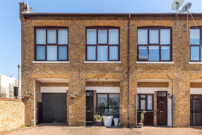 1 Bedroom Terraced House For Sale In Maryland Street, London, E15