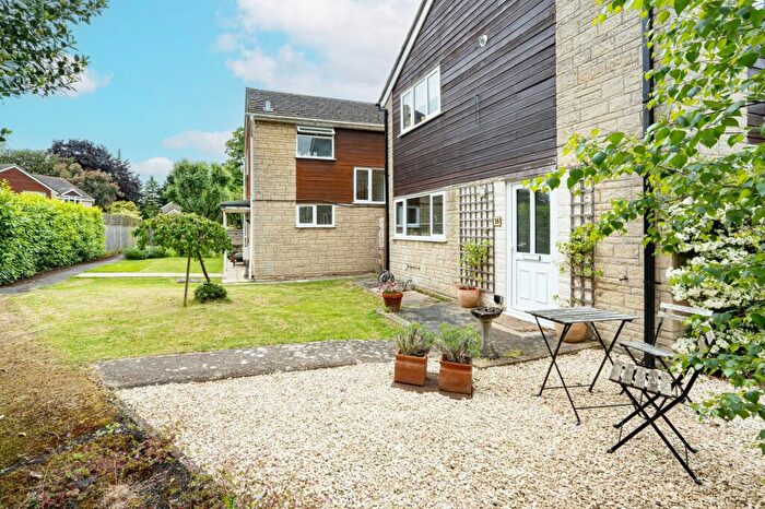4 Bedroom Detached House For Sale In The Tennis, Cassington, OX29