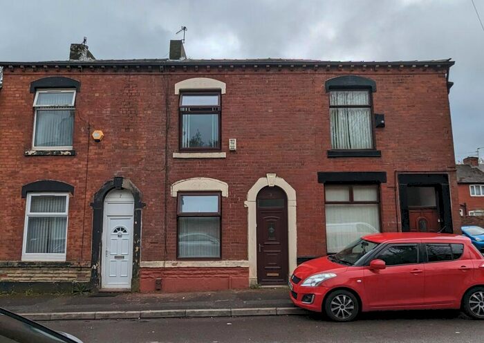 2 Bedroom Terraced House To Rent In New Earth Street, Oldham, OL4