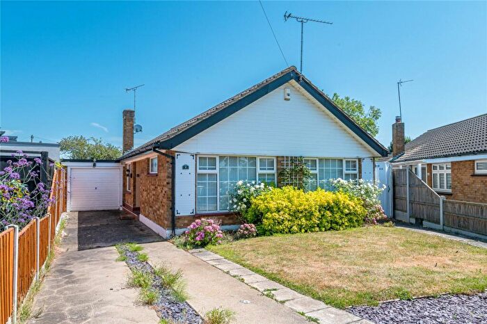3 Bedroom Bungalow For Sale In Chelsworth Crescent, Thorpe Bay, Essex, SS1