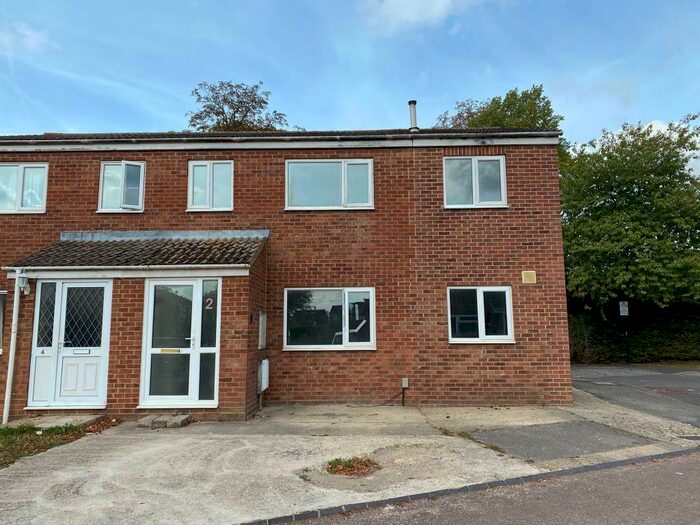 5 Bedroom Semi-Detached House To Rent In Hunter Close, Headington, Hmo Ready Sharers, OX4