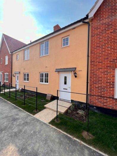 3 Bedroom Terraced House To Rent In How Walk, Onehouse, Stowmarket, IP14