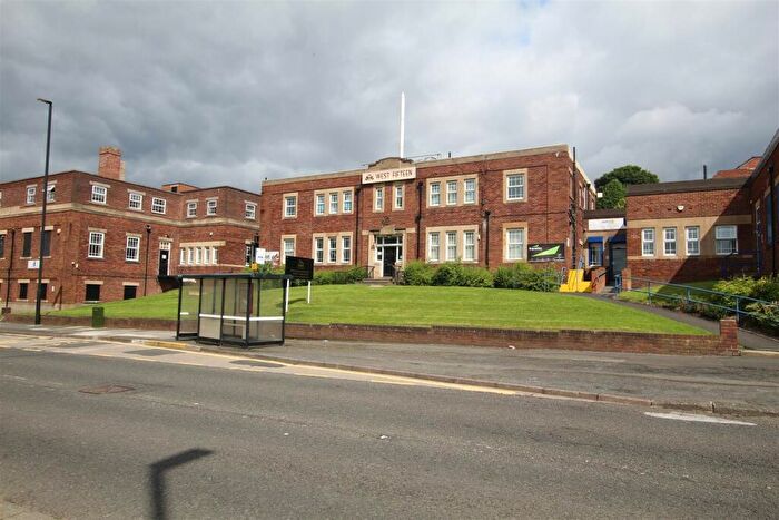 Garage / Parking To Rent In Whickham View, Newcastle Upon Tyne, NE15