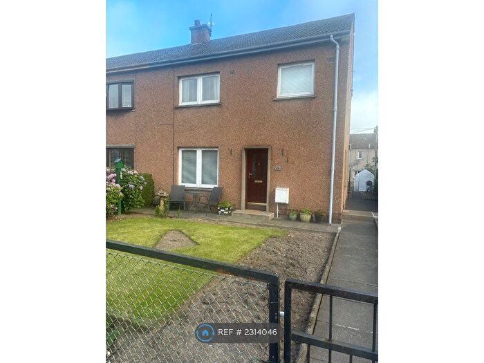 3 Bedroom Semi-Detached House To Rent In Kingslaw Court, Tranent, EH33