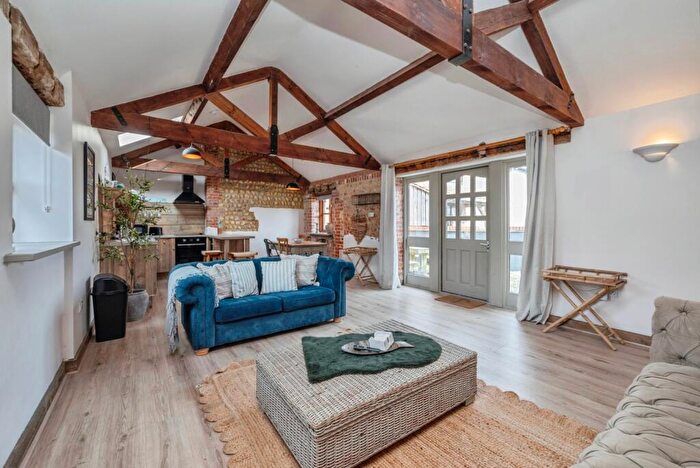 2 Bedroom Barn Conversion For Sale In Cromer Road, Roughton, Norwich, Norfolk, NR11