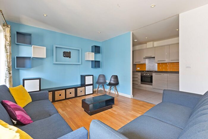 2 Bedroom Flat To Rent In Alpine Road, London, NW9