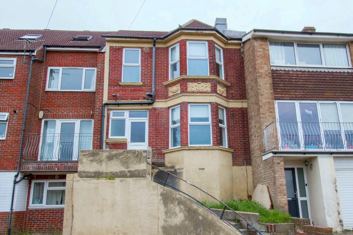 4 Bedroom Terraced House To Rent In Nesbitt Road, Brighton, BN2