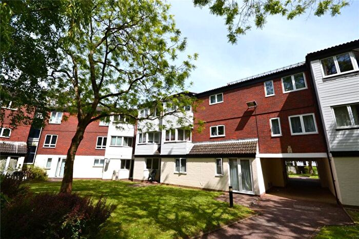 1 Bedroom Flat To Rent In Mount Pleasant, Mount Lane, Bracknell, Berkshire, RG12