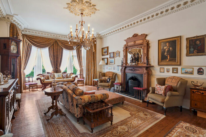7 Bedroom House For Sale In Blairbeth Road, Burnside, Glasgow, G73