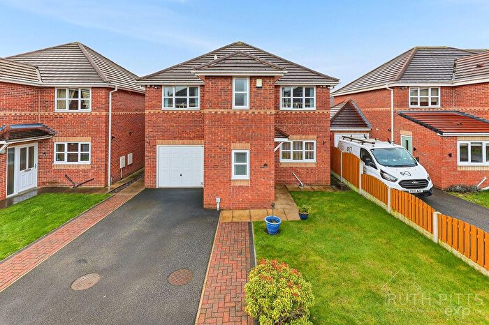 4 Bedroom Detached House For Sale In Springwell Court, Hemsworth, WF9