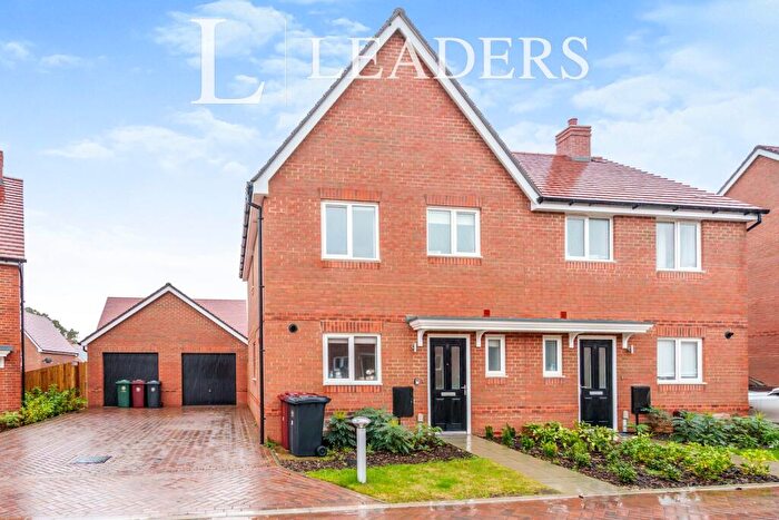 3 Bedroom House To Rent In Piper Way, West Broyle, PO19