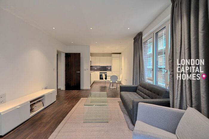 1 Bedroom Flat To Rent In Rm/Flat Hartwood Court, London, N4