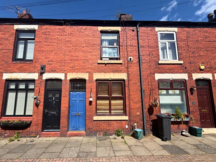 2 Bedroom House To Rent In Sandown Road, Cheadle Heath, Stockport, SK3