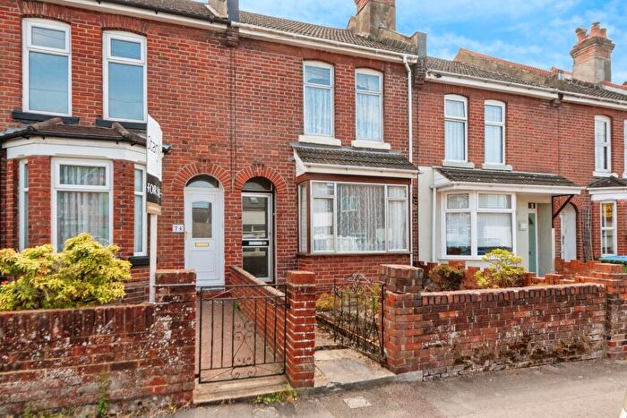 3 Bedroom Terraced House For Sale In Manor Road North, Southampton, Hampshire, SO19