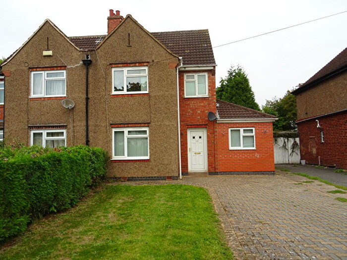 3 Bedroom Semi Detached House To Rent In Charter Avenue, Coventry, CV4