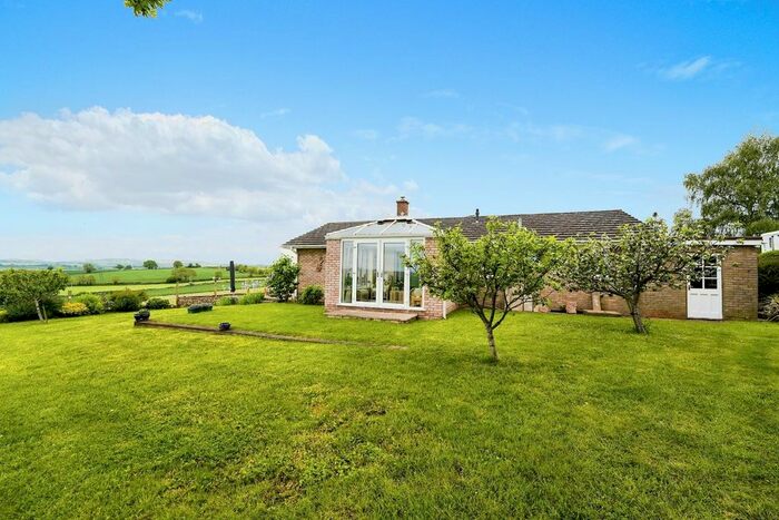 3 Bedroom Detached House For Sale In Mount Way, St. Weonards, Hereford, HR2