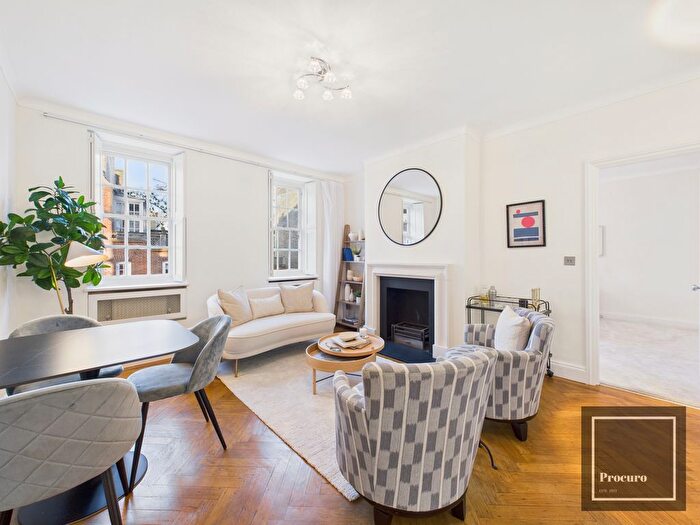 1 Bedroom Flat For Sale In Mallord Street, London, SW3