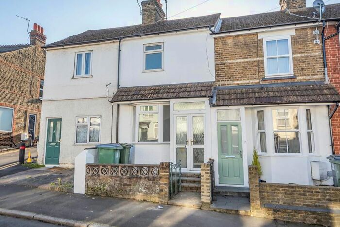 2 Bedroom Terraced House To Rent In Oxhey Village, Hertfordshire WD19