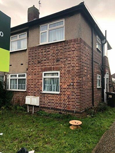 2 Bedroom Maisonette To Rent In Tomswood Hill Barkingside, IG6