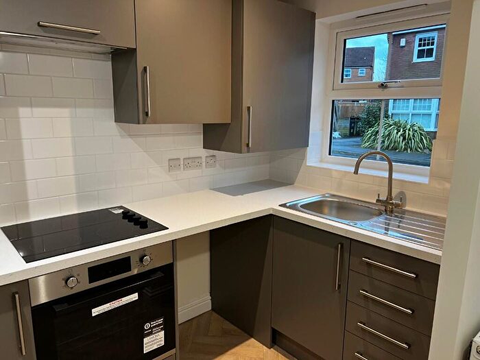 2 Bedroom End Of Terrace House To Rent In James Street, DE55