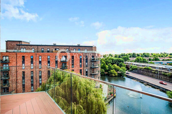 2 Bedroom Flat To Rent In William Mundy Way, Dartford, Kent, DA1