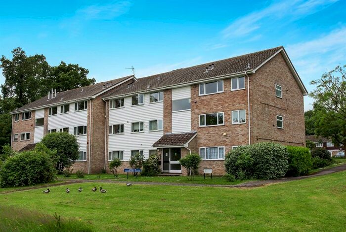 1 Bedroom Flat To Rent In Rosebank Lodge, Lakeside Avenue, Rownhams, SO16