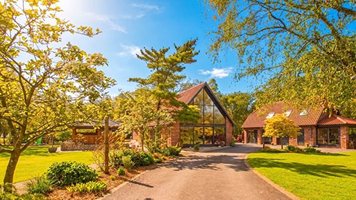 5 Bedroom Detached House For Sale In Old Wood, Skellingthorpe, LN6