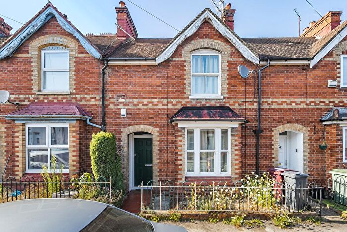 3 Bedroom Terraced House For Sale In Edgehill Street, Reading, Berkshire, RG1