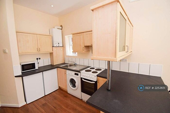 1 Bedroom Flat To Rent In Lambton Road, Newcastle Upon Tyne, NE2